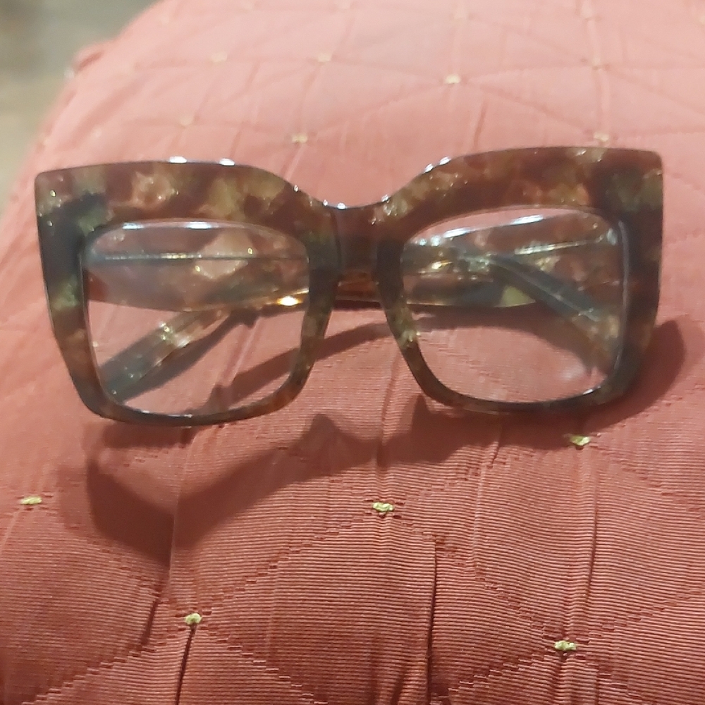 Tortoise Shell Square Sunglasses